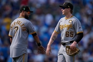 Jack Suwinski's hometown heroics lift Pirates to win over Cubs; losing streak snapped