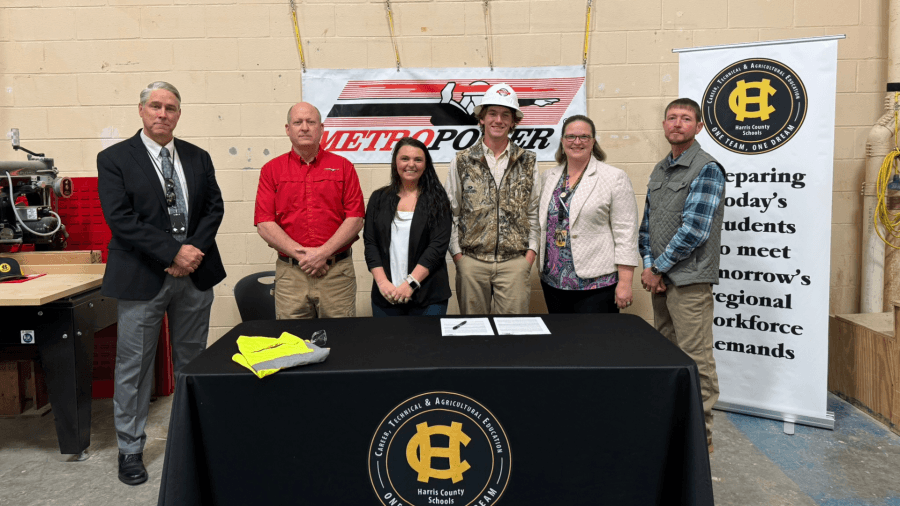 CTAE student signs with MetroPower