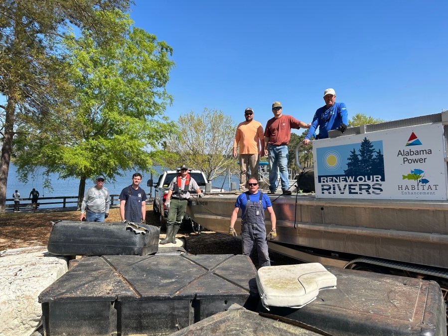 Local groups clean Lake Eufaula shorelines and waterways over the weekend