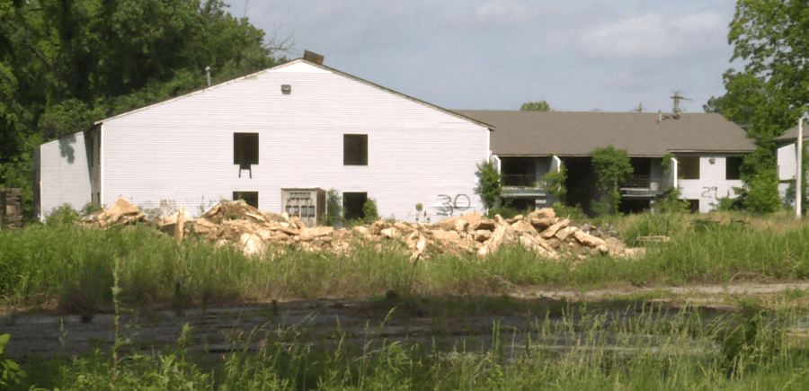Old Somerset Apartments set for demolition