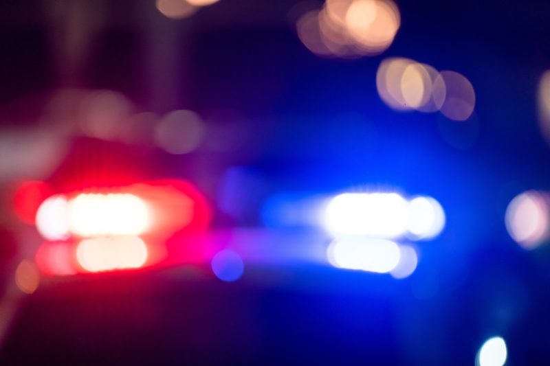 Car chase ends in crash, foot chase in Hickory Hill