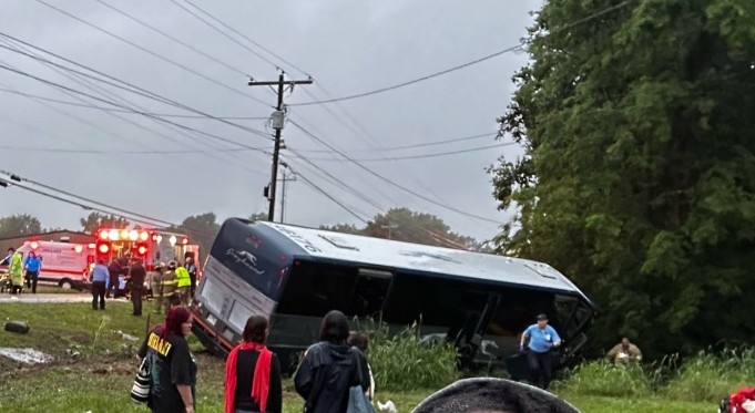 Two victims in Greyhound bus crash ID'd by state police