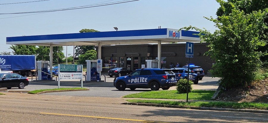 WREG reporter carjacked at gunpoint in Memphis