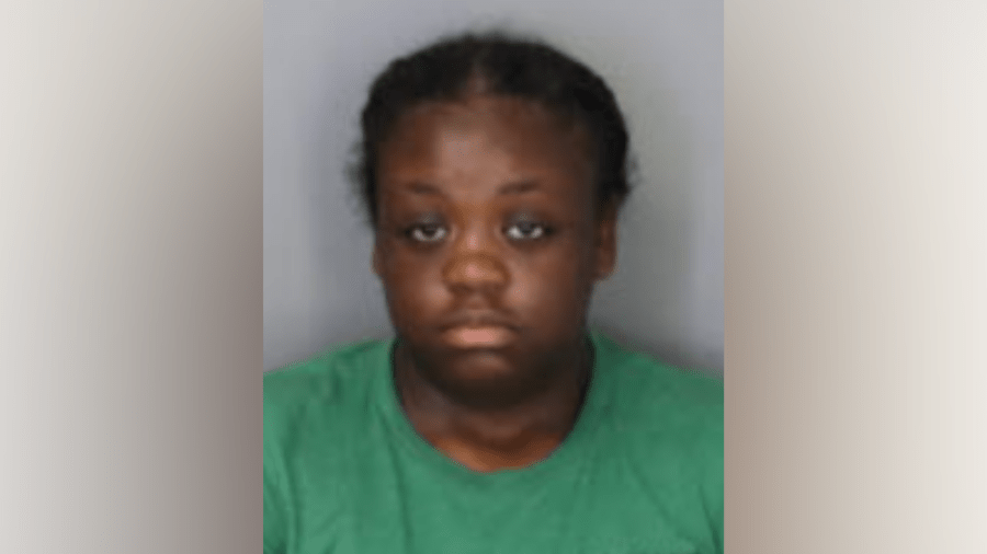 Woman arrested after McDonald's coworker punched, hit with gun, stripped: MPD