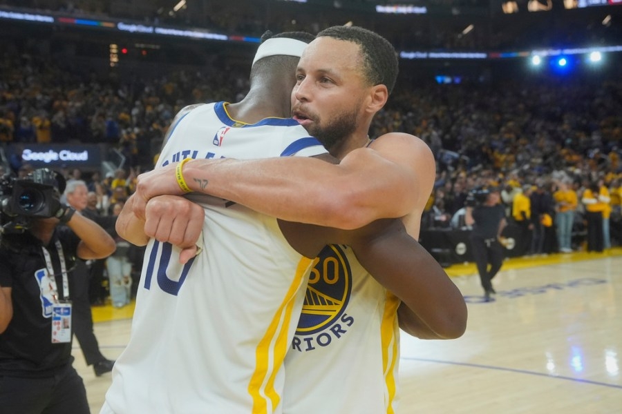 Grizzlies lose to Warriors; playoff berth now comes down to Friday game at Forum