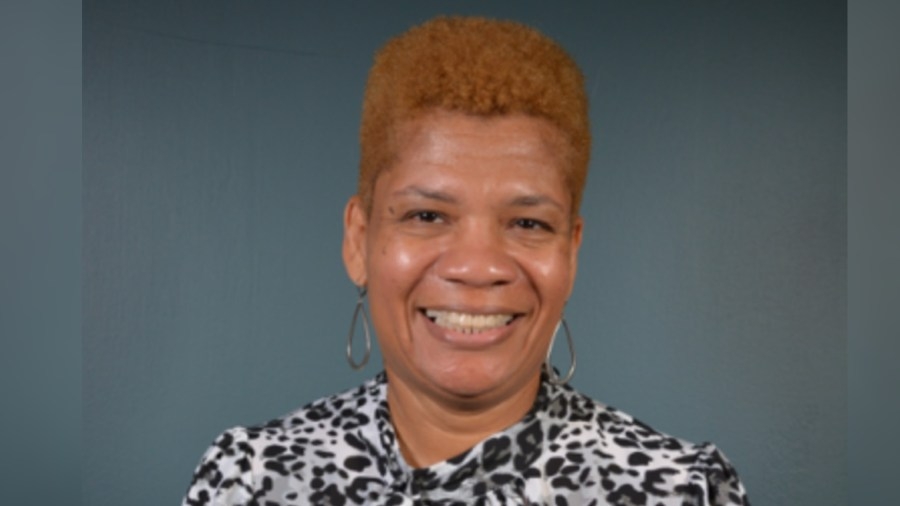 Seminary honors slain pastor with scholarship in her name