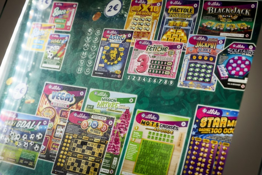 Memphis man accused of stealing lottery tickets at AR gas station