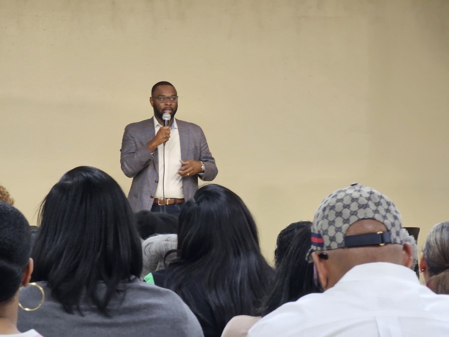 Mayor Young says only 15 of xAI's 35 turbines are being used