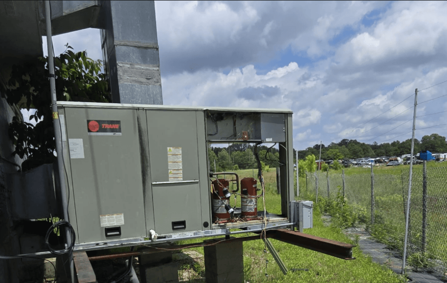 City's 1st Hispanic radio station still off the air weeks after copper theft