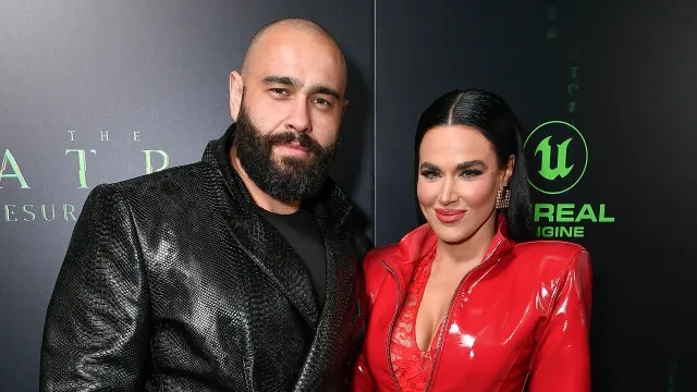 Miro And CJ Perry Renew Their Wedding Vows