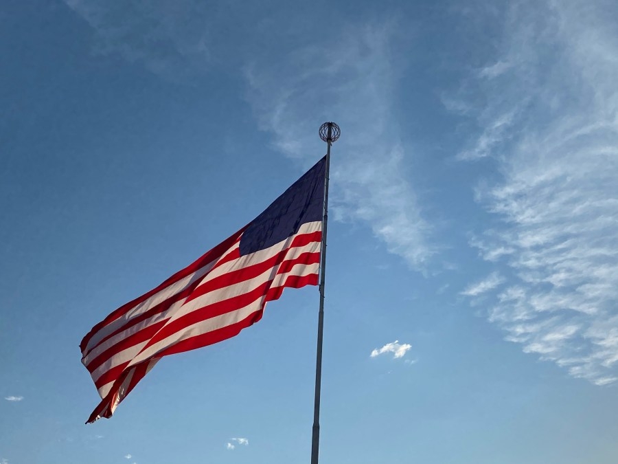 How to properly retire US flags in Monroe County