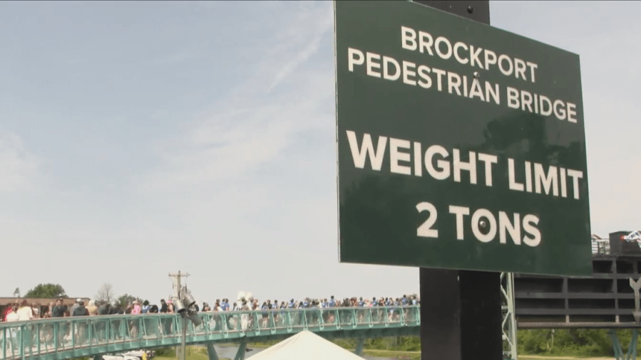 New pedestrian bridge connects SUNY Brockport over Erie Canal