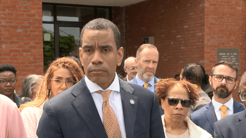 Mayor Malik Evans holds ROC Resilience Roundtable, discusses federal issues