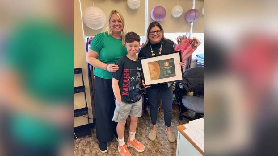 Golden Apple Award: Congratulations to Tara Fox!
