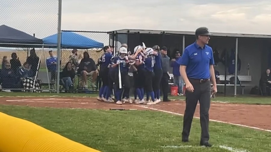 Bloomfield softball is the Primetime 585 Spotlight Team