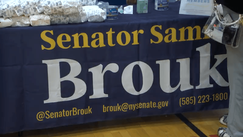 Senator Samra Brouk supports families with 4th Annual Community Baby Shower