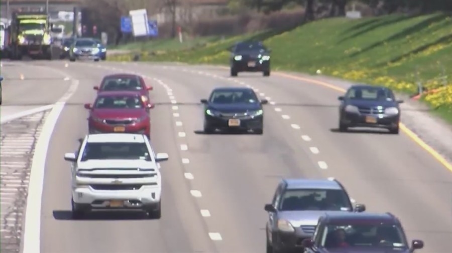 How are those driving with suspended licenses further punished after Angelica's Law?