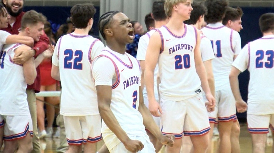 Roessel free throw sends Fairport to sectional final in thriller