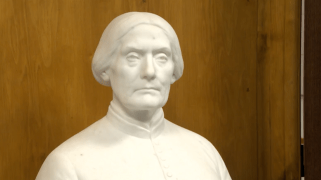 Susan B. Anthony honored with statue, Monroe County courtroom dedication