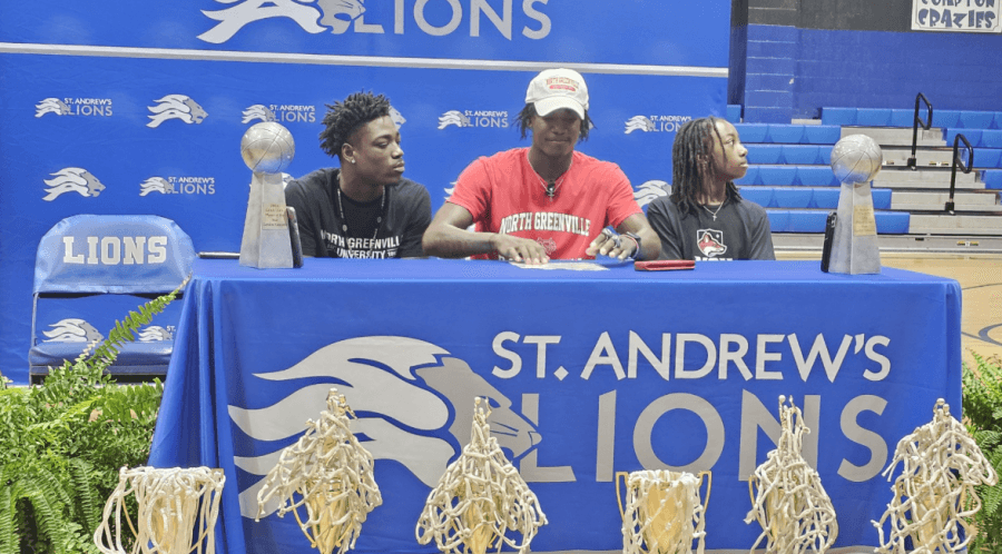 Edwards signs with North Greenville