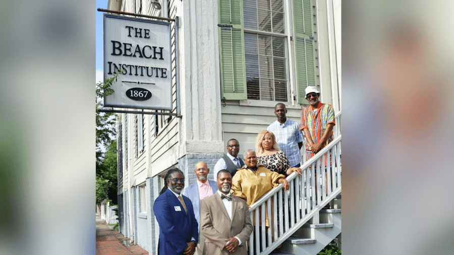 King-Tisdell Cottage Foundation holds new board member reception