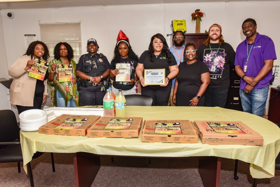 Gallery: Kool Vibes Pizza and Wings Teacher's Appreciation Week Annual Give Back