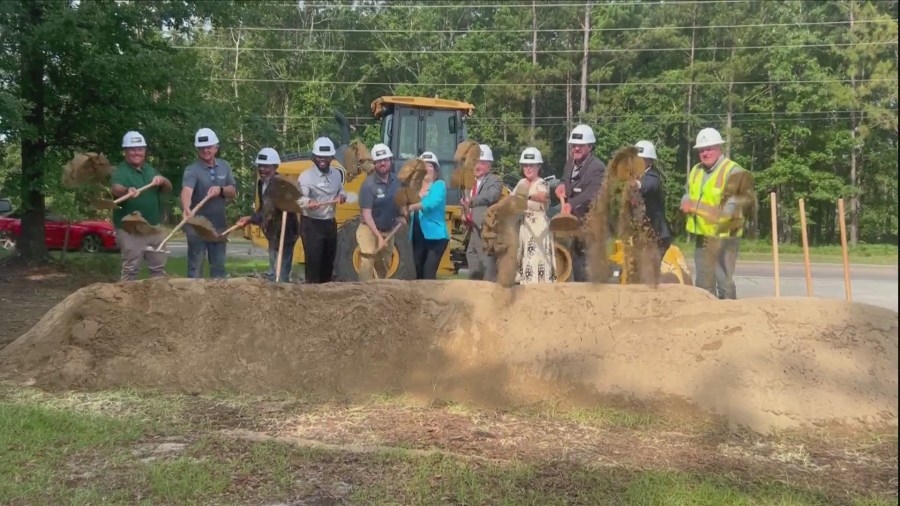 ‘Here we grow again': Quacco Road expansion is underway