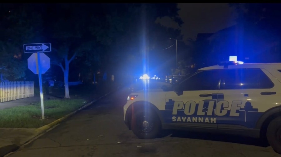 1 injured in E. Park Avenue shooting