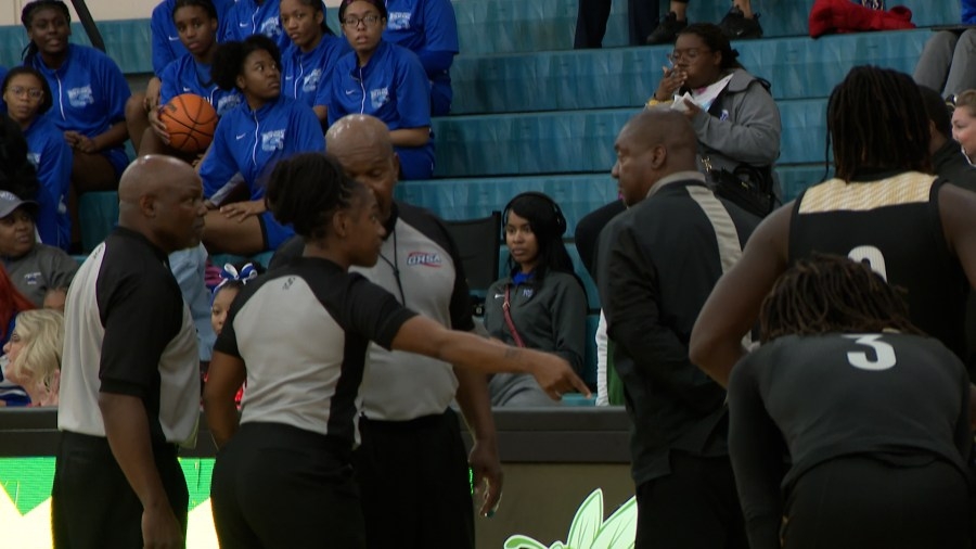 Timeout snaffu costs Swainsboro shot at region title in wild night of Region 3-A DI action