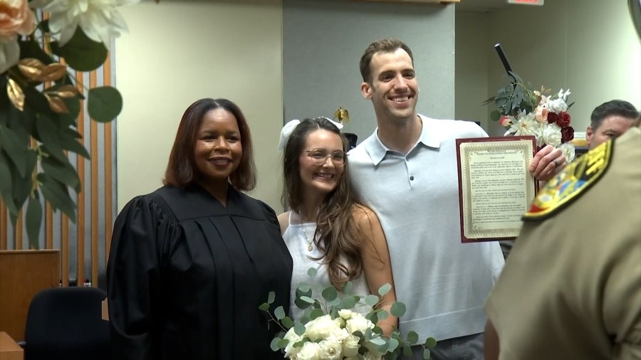 Chatham County courthouse officiates Valentine's Day weddings