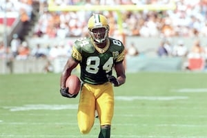 GA natives Sterling and Shannon Sharpe are the first brothers in Pro Football Hall of Fame