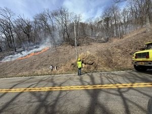 Crews working to contain wildfire in Pickens County