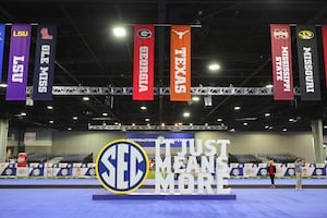AP top 25 college football preseason poll is out. How Channel 2 sports director Zach Klein voted