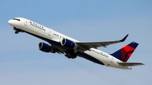 Man accused of biting, hitting other passengers on Delta flight from Atlanta to Los Angeles