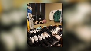 Woodstock police arrest suspects in Outlet Shoppes thefts, recover $1000s in stolen shoes