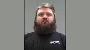 Former UGA player Ben Cleveland accused of DUI