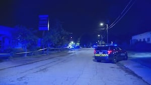 1 dead after overnight double shooting near Atlanta event center