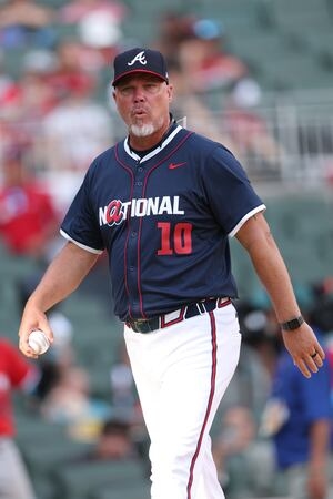 Chipper Jones gives his take on whether or not he'd ever manage a MLB team
