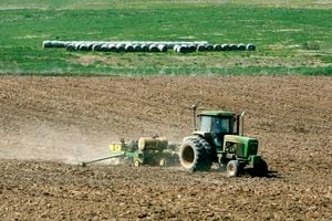 Bipartisan ‘Guest Worker' bill filed to have immigrants work in GA, resolve labor shortages