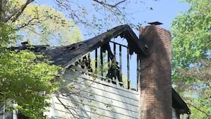Firefighters extinguish house fire in DeKalb County
