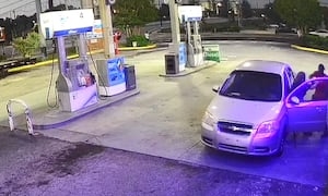 Man tries to carjack 2 victims, police say. Then a good Samaritan jumped in to help