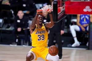 Atlanta's Dwight Howard among group headed to Basketball Hall of Fame