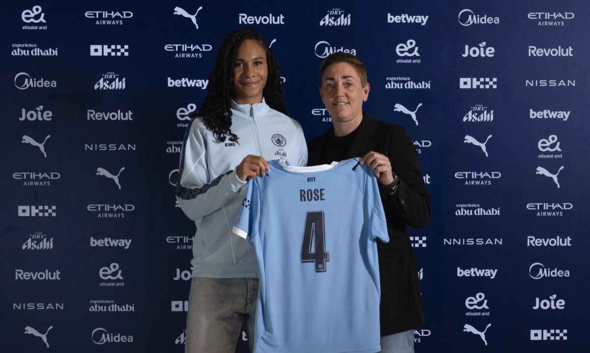 Manchester City sign Canadian international defender Rose