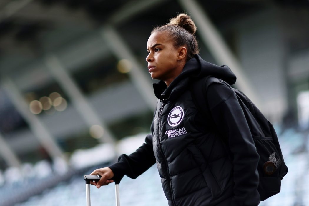 London City Lionesses sign England international attacker Parris
