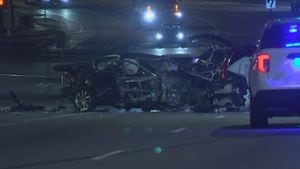 Car crash in north Charlotte claims life of 19-year-old