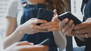 NC lawmakers consider bill that would ban social media for some teens