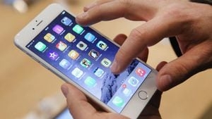 NC House advances bill to restrict cellphone use in schools