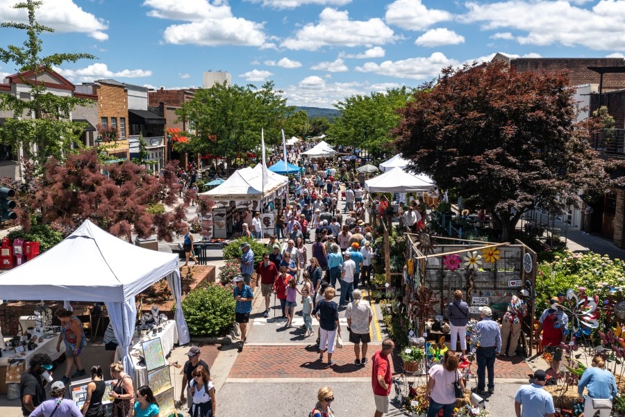 City of Hendersonville says WNC needs tourism dollars after Helene