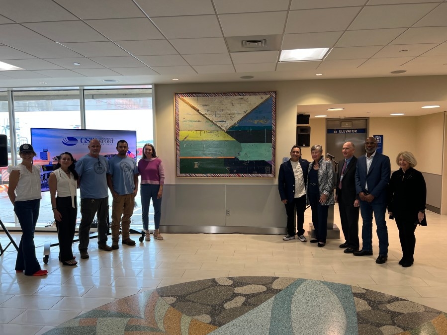 Greenville-Spartanburg Airport unveils new art piece ‘Correspondencia'