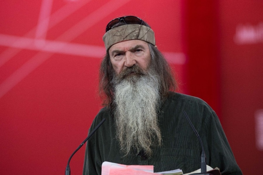 Duck Dynasty star Phil Robertson dies at 79